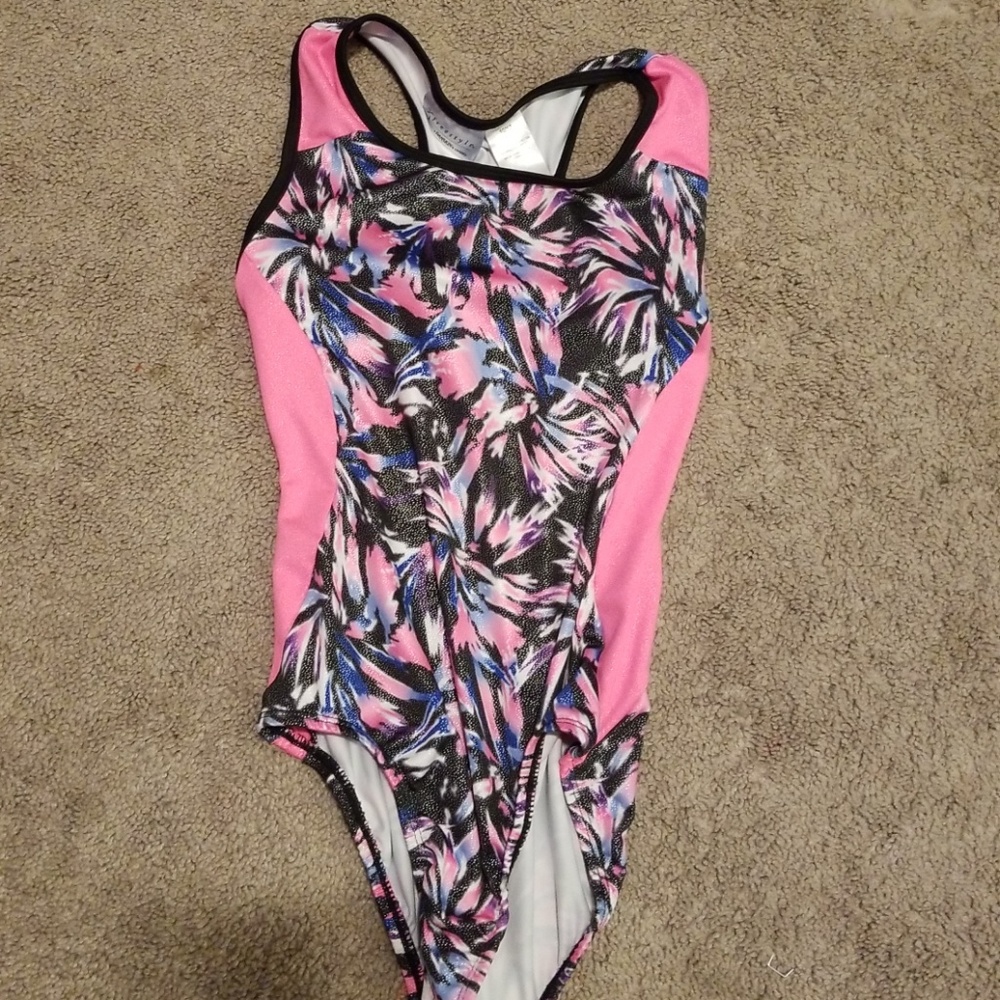 Gymnastics leotard